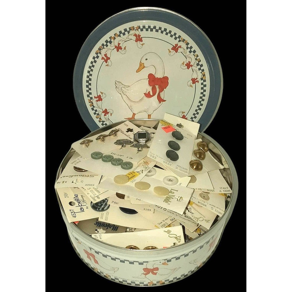 Vintage Goose Tin Sewing Buttons Lot 299 Unisex OS Multicolor Mixed Fasteners